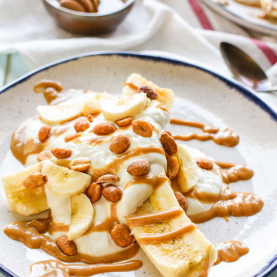 Honey Peanut Butter Breakfast Banana Splits