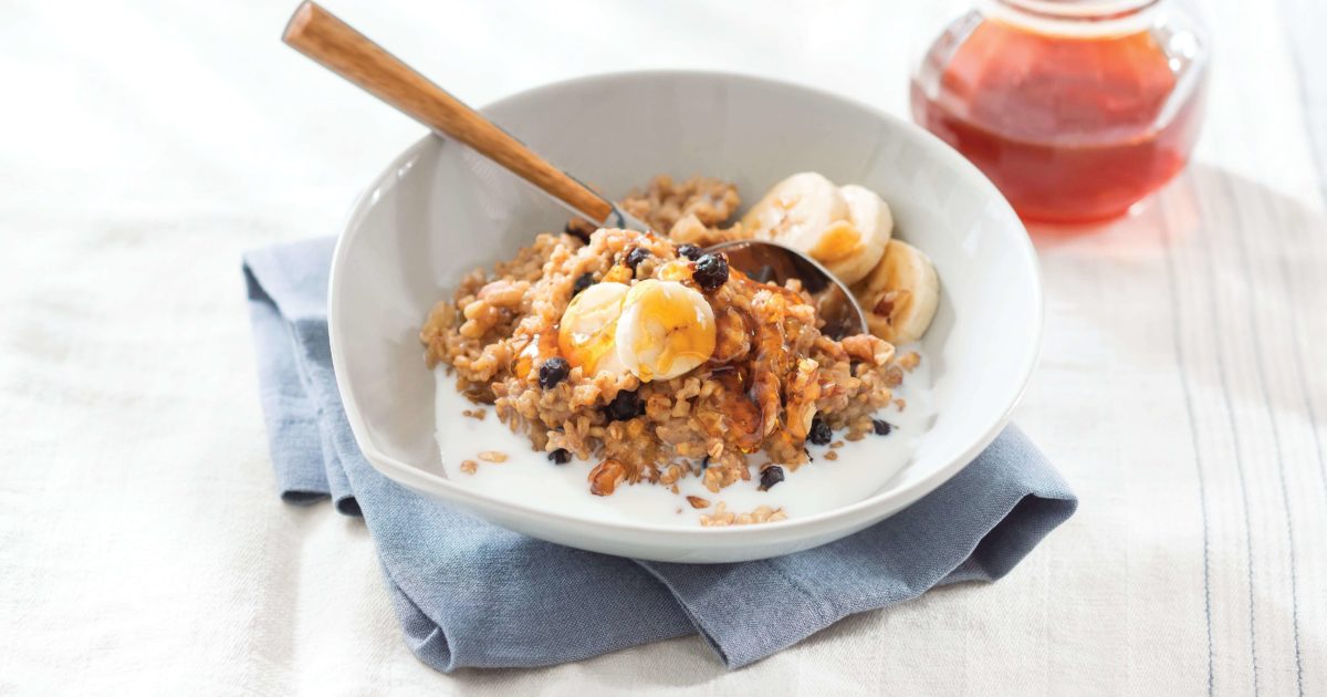 Fruity Overnight Steel Cut Oatmeal | National Honey Board